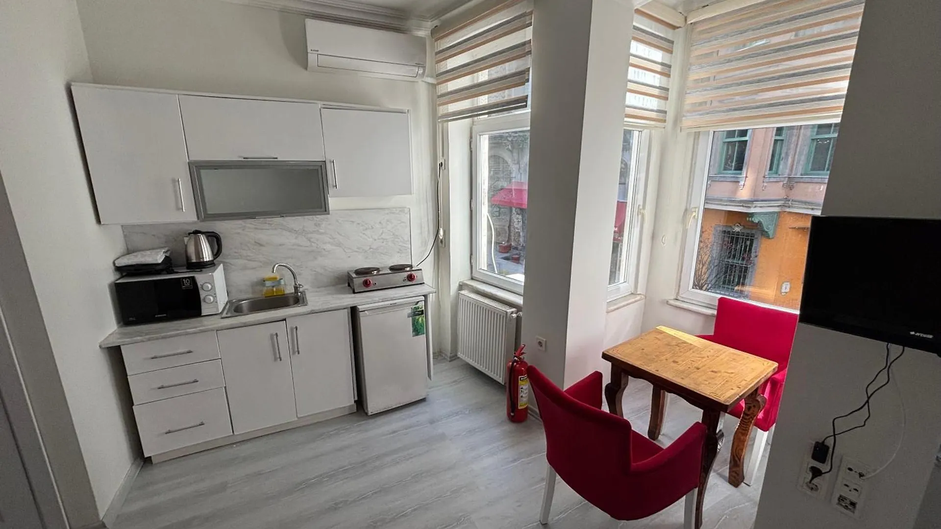 اسطنبول Istanberry - Scarlet Apartments تركيا